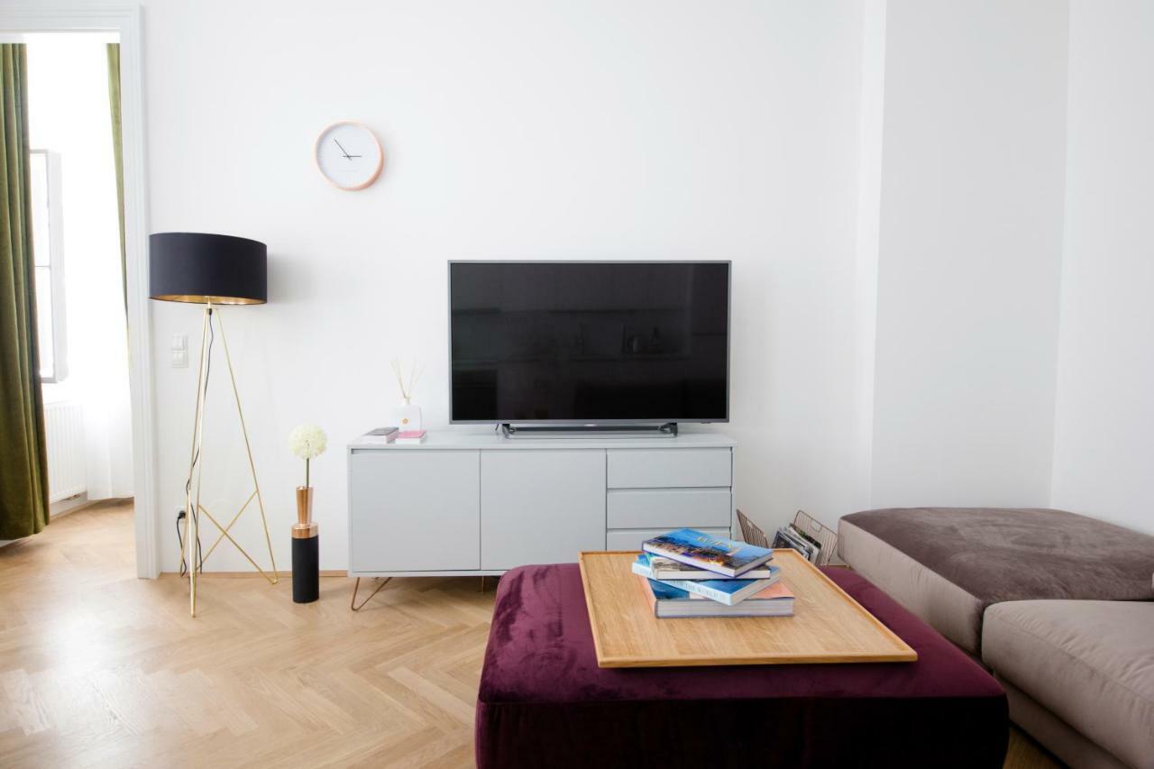 וינה Studio Apartments Opera - Mai'S Apartments מראה חיצוני תמונה