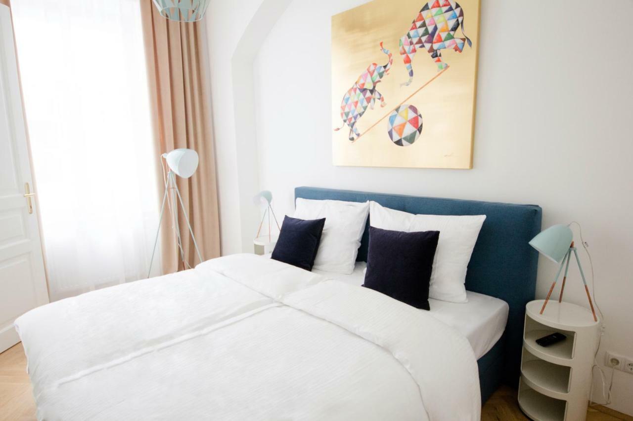 וינה Studio Apartments Opera - Mai'S Apartments מראה חיצוני תמונה