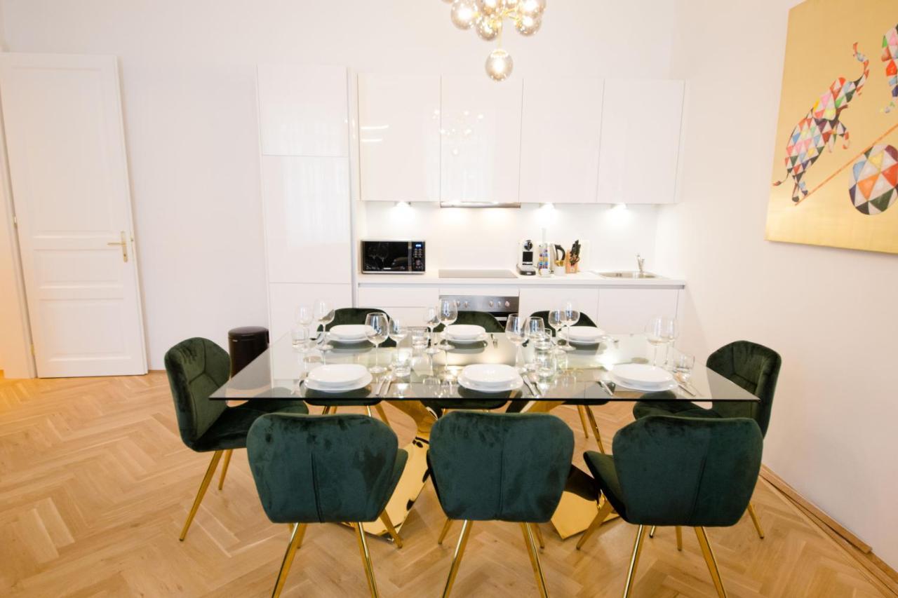וינה Studio Apartments Opera - Mai'S Apartments מראה חיצוני תמונה